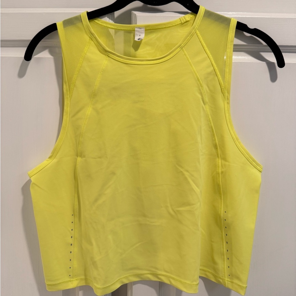 Lululemon waist length run tank (like new)